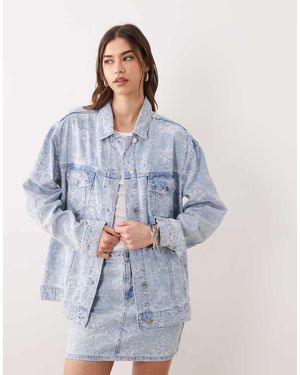 Miss Selfridge Chaqueta Vaquera Azul Lavado Con Detalle Floral De (Parte De Un Conjunto)