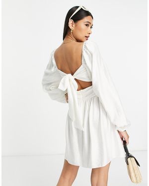 TOPSHOP Twist Cut Out Mini Tea Dress - White