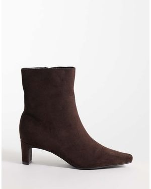 SEQWL Woody Laarsjes Met Kitten Heel, Puntige Neus En Imitatie-Suède - Bruin