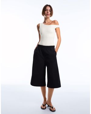 Bershka Asymmetrische Body Met Gerimpelde Bandjes - Wit