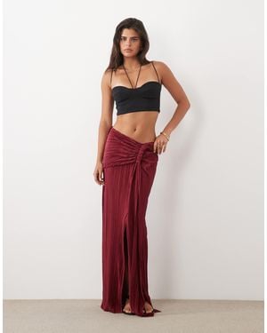 ASOS Plisse-maxirock im sarong-stil mit raffungen - Rot