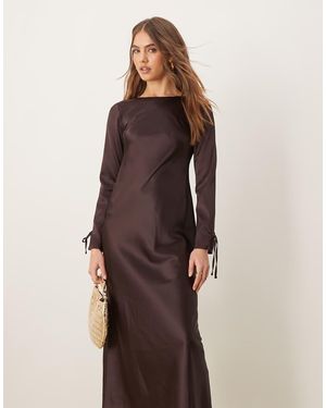 Miss Selfridge Long Sleeve Maxi Dress - Brown