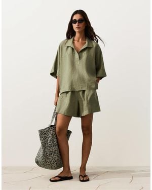 Oysho Oversize 100% Linen Short-Sleeved Shirt - Green