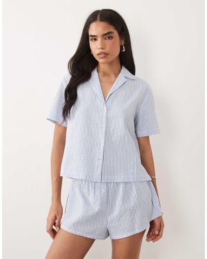 GOOD AMERICAN Cotton Seersucker Collar Boxy Fit Shirt - White