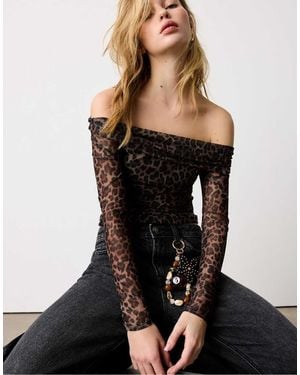 Stradivarius Printed Asymmetric Tulle T-shirt - Black