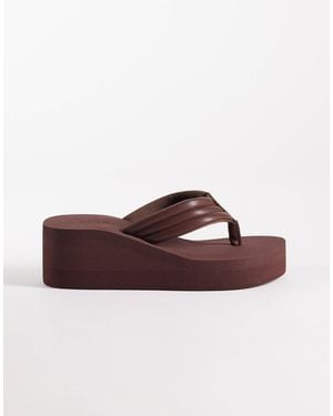 SEQWL – tanga-sandalen - Braun