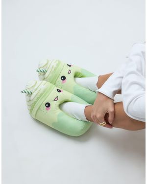 ASOS Zookie slipper mit matcha-motiv - Grün