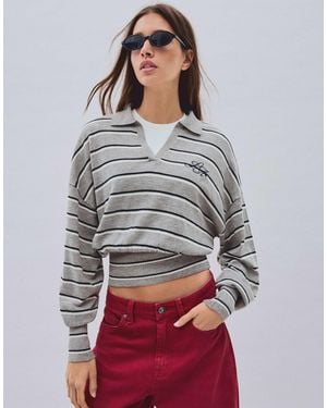 Bershka Pull côtelé à col polo - Rouge