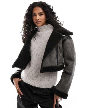 Pull&Bear Contrast Shearling Trim Cropped Aviator Jacket - Black