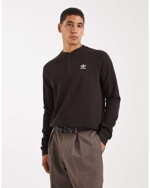 adidas Originals Trefoil Essentials Tee - Brown