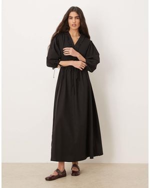Glamorous V Neck Poplin Ruched Long Sleeve Maxi Dress - Black