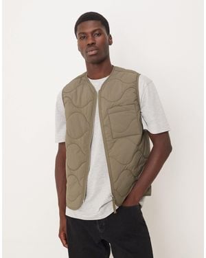 ARKET Veste sans manches matelassée à fermeture éclair - kaki - Neutre