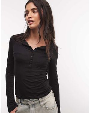 Monki Top Serafino A Maniche Lunghe - Nero