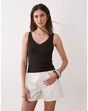 Jdy V Neck Knitted Vest Top - Brown