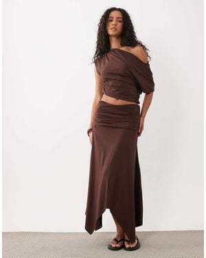 ASOS Midi Co-Ord Rok Met Getailleerde Taille En Asymmetrische Zoom - Bruin