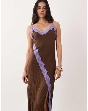 ASOS Vestido Largo Traslúcido De Tejido Rugoso Con Ribete En Contraste De Encaje - Multicolor