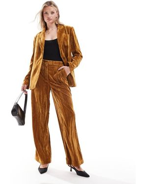 ASOS Pantalones De Sastre Dorados De Terciopelo Rugoso De (Parte De Un Conjunto) - Metálico