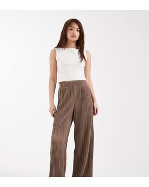 Only Petite Plisse Wide Leg Trousers - Brown