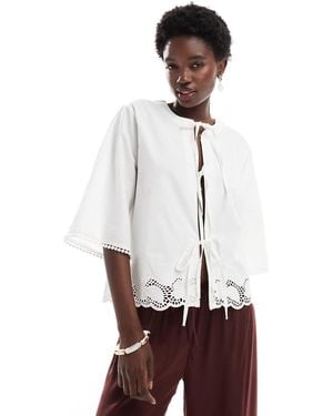 ONLY 3/4 Sleeve Tie Front Embroidered Top - White