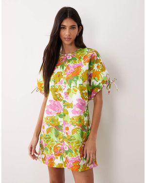 ASOS Vestido Corto Verde Y Rosa Con, Cuello Redondo Y Detalle De Lazada En Las Mangas De - Multicolor