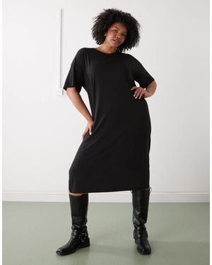Noisy May Midi T-Shirt Dress - Black