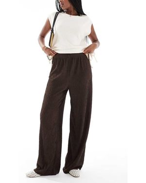 New Look Textured Wide Leg Trousers - Brown