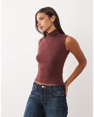 Gina Tricot Sleeveless Funnel Neck Top - Red
