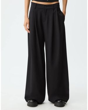 Stradivarius Wide Leg Smart Trousers With Darts - Black