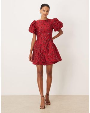 Sister Jane Mini Jurk Van Gebloemd Jacquard Met Pofmouwen - Rood