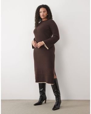 Vila Curve Midikleid aus strick mit flauschiger struktur und kontrastierenden kantenabschlüssen - Braun