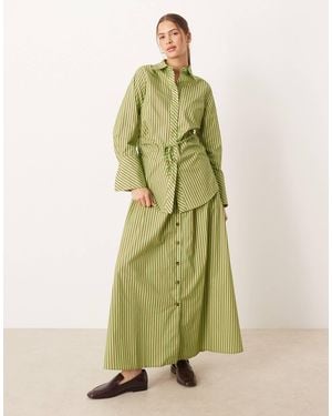 Glamorous Button Down Maxi Poplin Skirt - Green