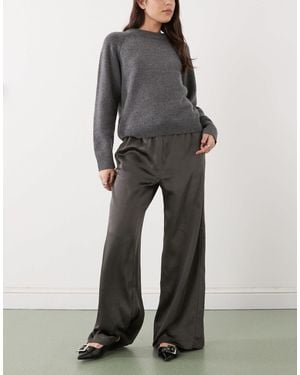 Weekday Satin Pants - Gray