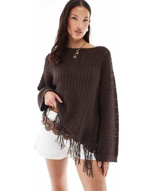 ASOS Gebreide Gehaakte Ruimvallende Trui Met Blote Schouder En Franjes - Bruin