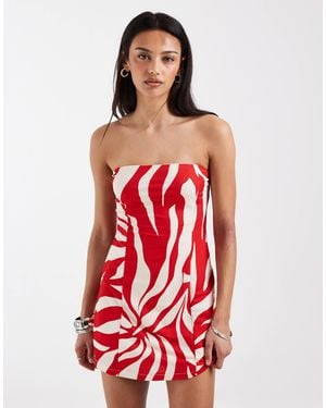 open lace back dress Solid Ruched Sleeveless Ribbed Knit Dress In Cherry Red