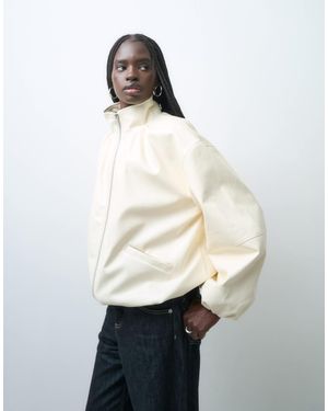 ASOS Taillierte trainingsjacke aus kunstleder - Weiß