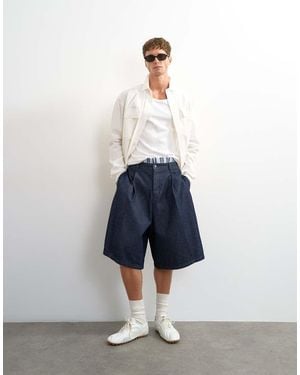 TOPMAN Denim Bermuda Short Met Wijde Pijpen En Opvallende Plooi - Blauw