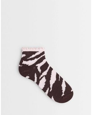 ASOS Ankle Socks With Frill Edge - White