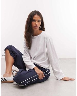 Collusion T-Shirt Squadrata A Maniche Lunghe Bianca - Bianco