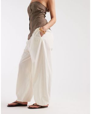 ASOS Balloon Pants With Frill Cuff - White