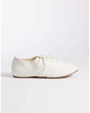 SEQWL Toffee Jazz Shoes - White