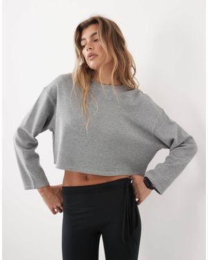 4505 Boxy Crop Long Sleeve Top - Gray