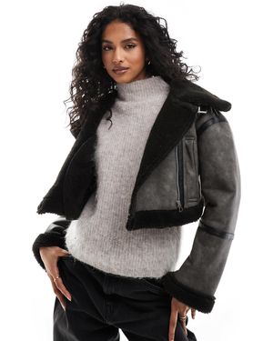 Pull&Bear Contrast Shearling Trim Cropped Aviator Jacket - Black