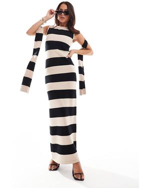 4th & Reckless Gebreide Mouwloze Maxi Trui Jurk Met Sjaaldetail En Strepen - Wit