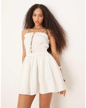 Iisla & Bird Vestido Corto Fruncido Con Lazada En La Parte Delantera De - Blanco