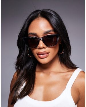 Quay Quay – call the shots remixed – cat-eye-sonnenbrille - Schwarz
