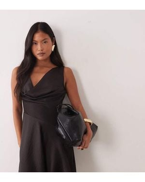 Vero Moda Satijnen Watervalmini Jurk Met Taille-Detail - Bruin