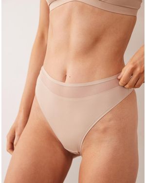 ASOS Tanga De Pernera Y Talle Altos Con Detalle De Malla De Microfibra Ella De -Neutro - Gris
