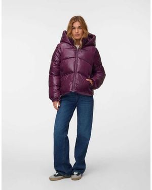 Vero Moda Uppsashiny Quilted Hooded Jacket - Red