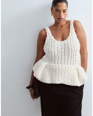 ARRANGE Curve Chunky Hand Knit Peplum Top - White