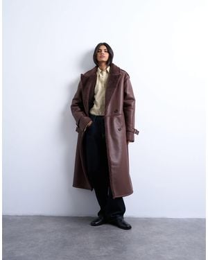 TOPSHOP Longline Funnel Oversized Aviator Borg Coat - Brown